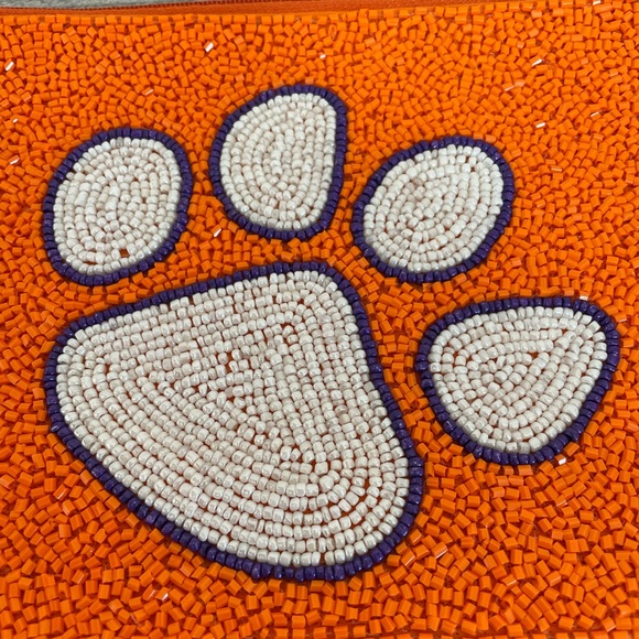 🎉🧡RESTOCK!! Clemson University Beaded Zip Closure Clutch Pouch Case - Picture 2 of 2
